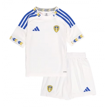 Billige Fotballdrakt Leeds United Replika Hjemmedraktsett Barn 2025-26 Kortermet (med bukser)